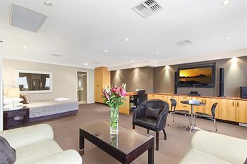 Imagen de los interiores del Hotel Checkers Resort and Conference Centre. Foto 8