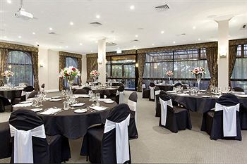 Imagen de los interiores del Hotel Checkers Resort and Conference Centre. Foto 15
