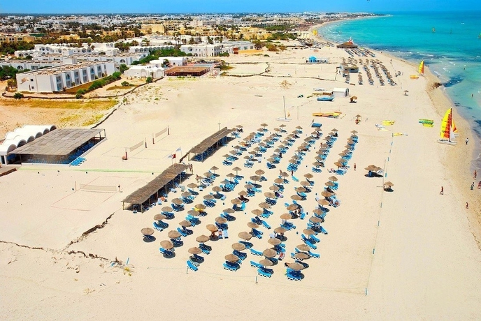 Imagen de los exteriores del Hotel Checkin Bakour Splash. Foto 16