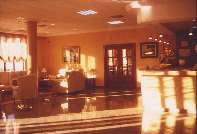 Imagen de los interiores del Hotel Checkin Basic Le&oacute;n Norte, Le&oacute;n. Foto 7
