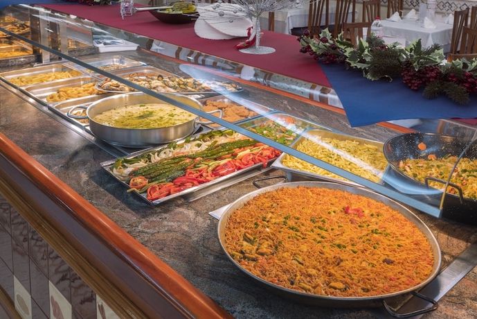 Imagen del bar/restaurante del Hotel Checkin Catalonia. Foto 5