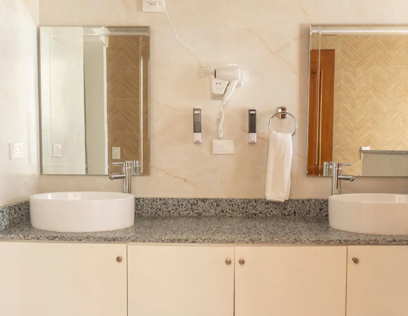 Imagen de la habitación del Hotel Checkin El Cortecito Beach. Foto 17