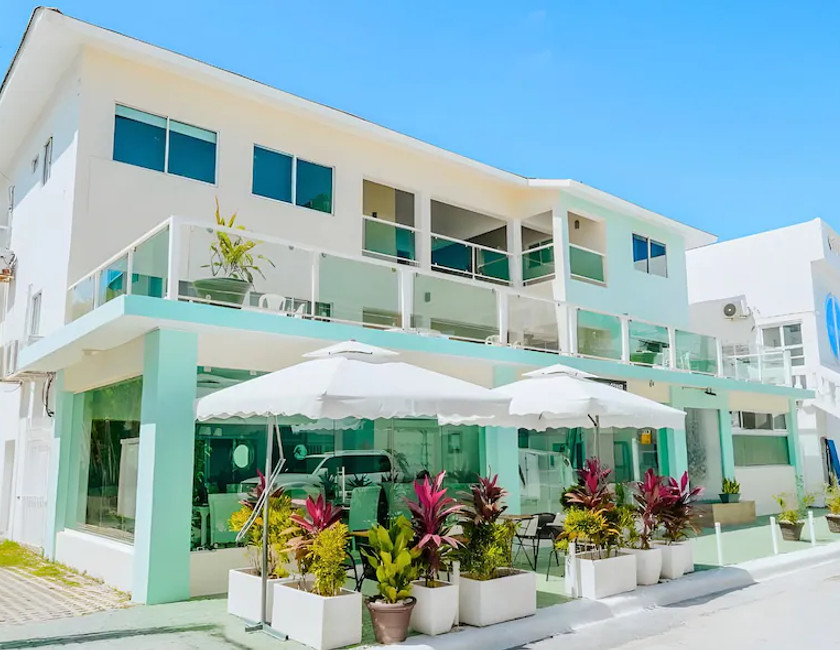 Imagen general del Hotel Checkin El Cortecito Beach. Foto 1