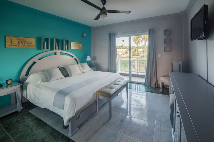 Imagen de la habitación del Hotel Checkin El Cortecito. Foto 5