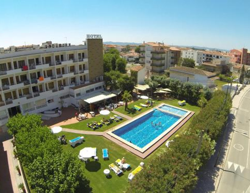 Imagen de la piscina del Hotel Checkin Flamingo. Foto 60