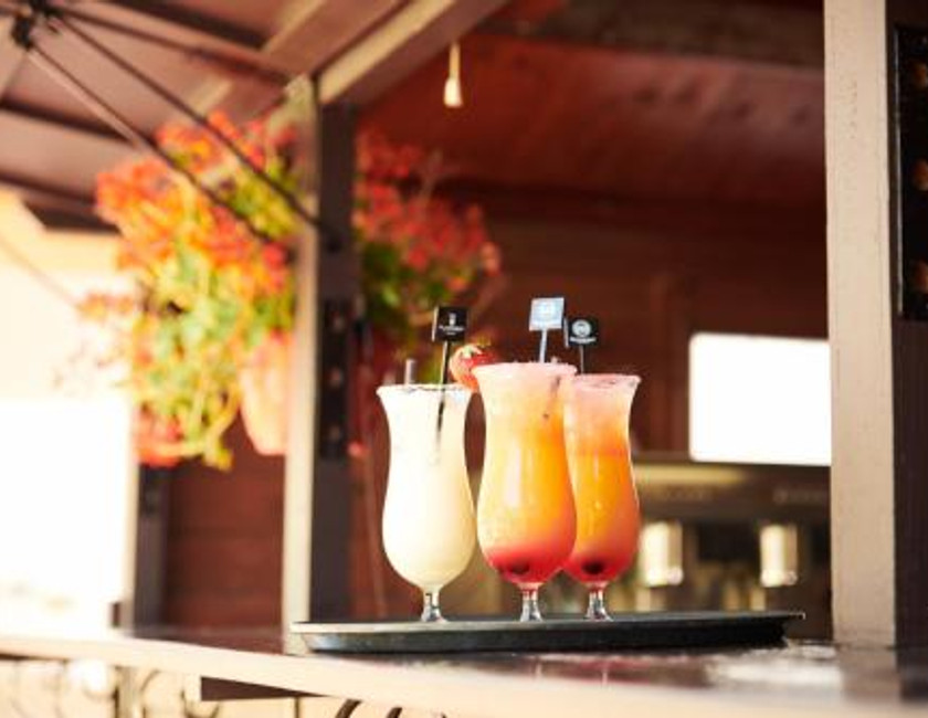Imagen del bar/restaurante del Hotel Checkin Flamingo. Foto 47