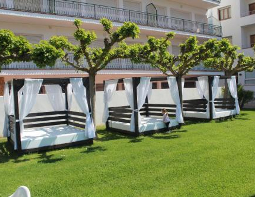 Imagen de los exteriores del Hotel Checkin Flamingo. Foto 57