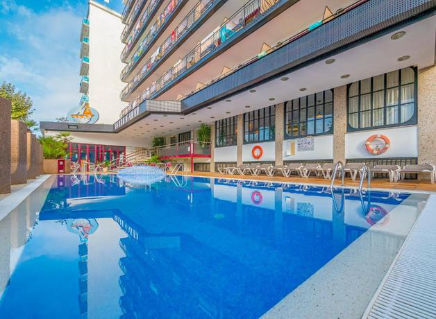 Imagen general del Hotel Checkin Garbí. Foto 1