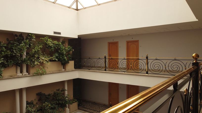 Imagen de los interiores del Hotel Checkin Madrid Parla. Foto 9