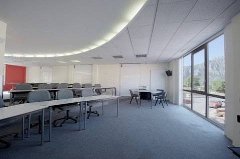 Imagen general del Hotel Checkin Montserrat. Foto 5