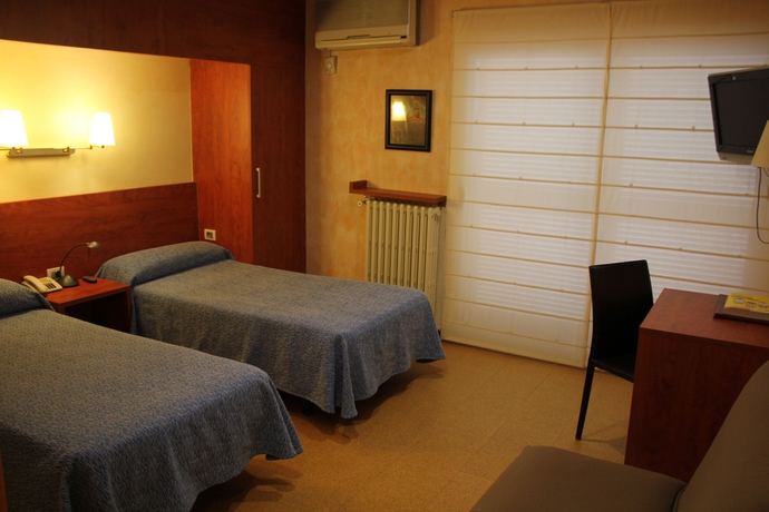 Imagen de la habitación del Hotel Checkin Travé. Foto 9