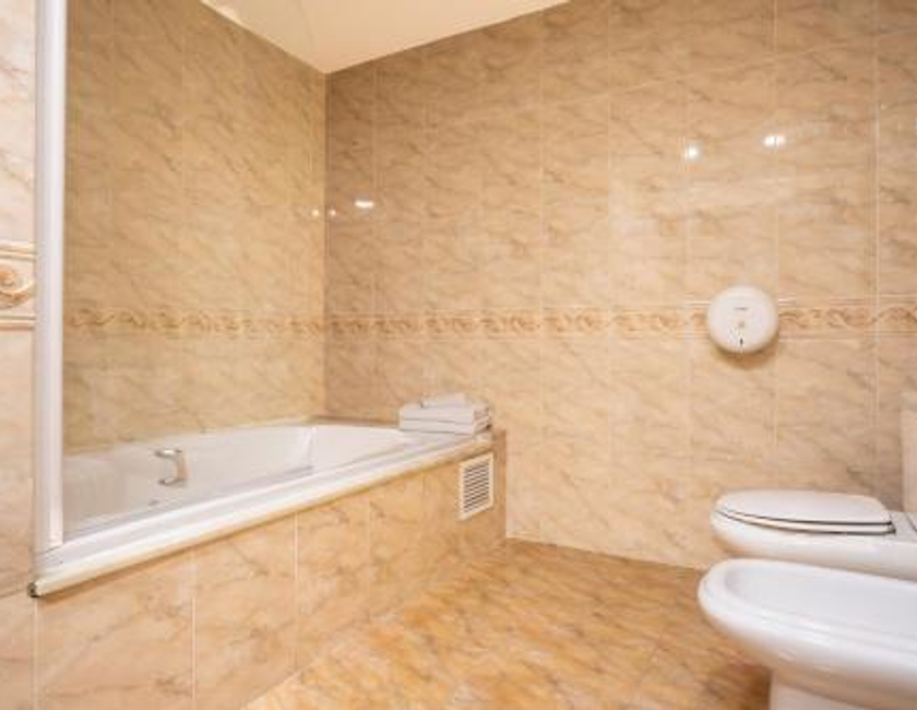 Imagen de la habitación del Hotel Checkin Valencia Ciscar. Foto 9