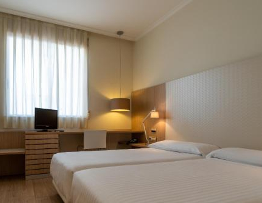Imagen de la habitación del Hotel Checkin Valencia Ciscar. Foto 12