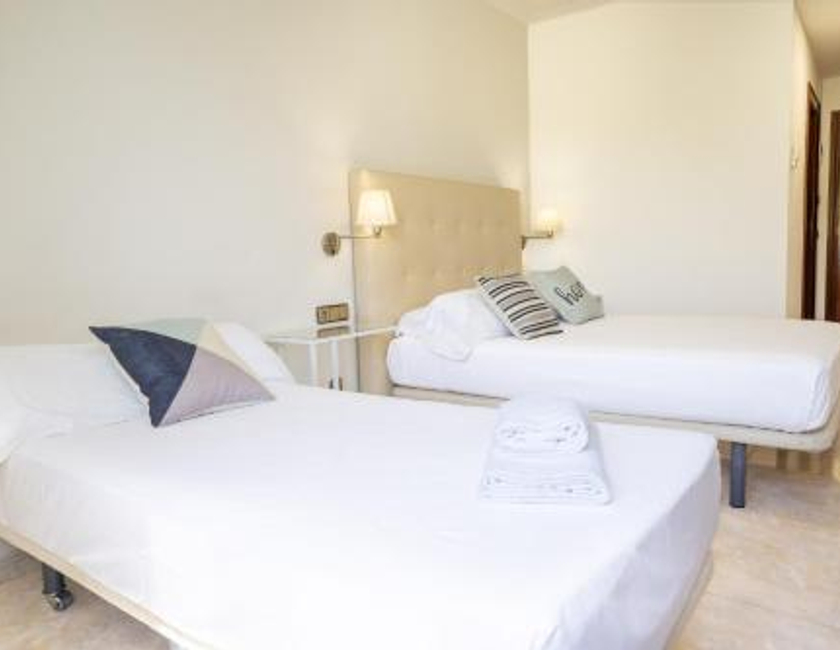 Imagen de la habitación del Hotel Checkin Valencia Ciscar. Foto 15