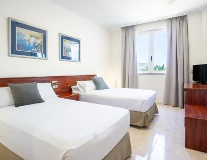 Imagen general del Hotel Checkin Valencia Ciscar. Foto 1