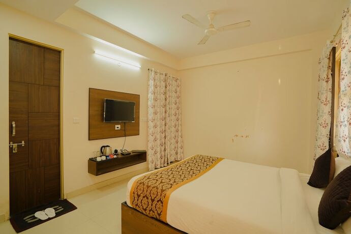 Imagen de la habitación del Hotel Cheelgadi. Foto 15