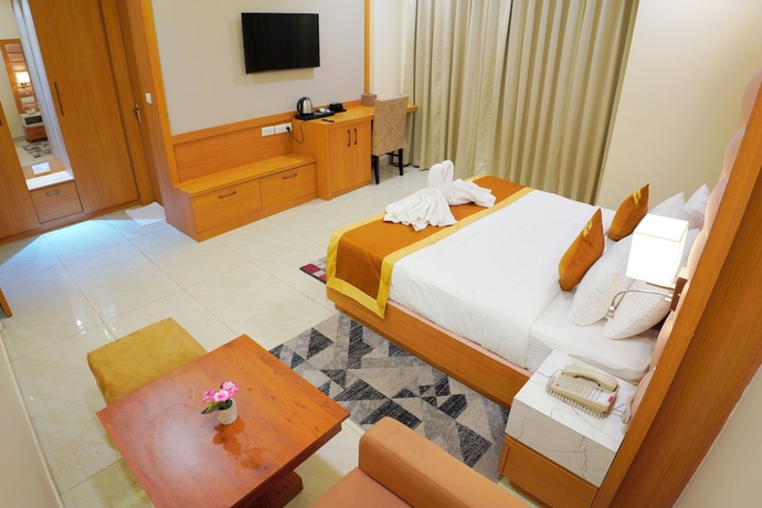 Imagen de la habitación del Hotel Cheer Royale. Foto 10