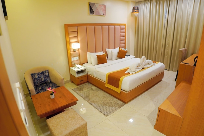 Imagen de la habitación del Hotel Cheer Royale. Foto 14