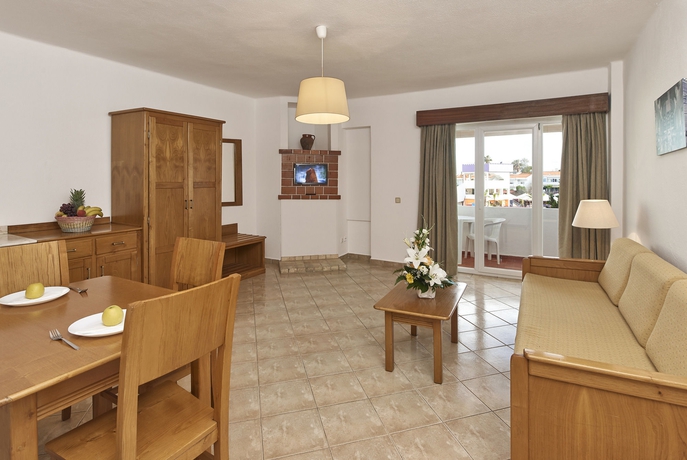 Imagen de los interiores del Hotel Cheerfulway Minichoro. Foto 9