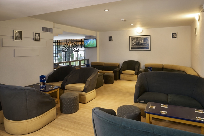 Imagen de los interiores del Hotel Cheerfulway Minichoro. Foto 12