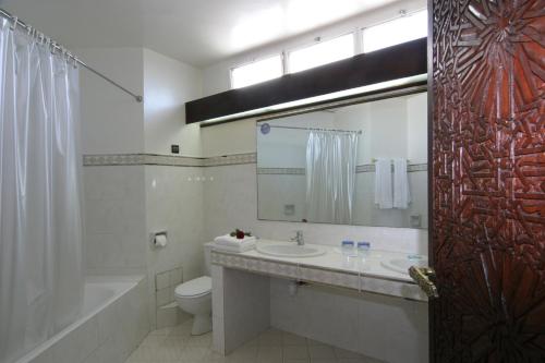 Imagen de la habitación del Hotel Chellah. Foto 12