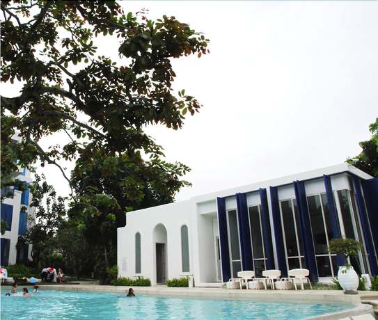 Imagen de la piscina del Hotel Chelona Khaotao Hua Hin E702. Foto 19