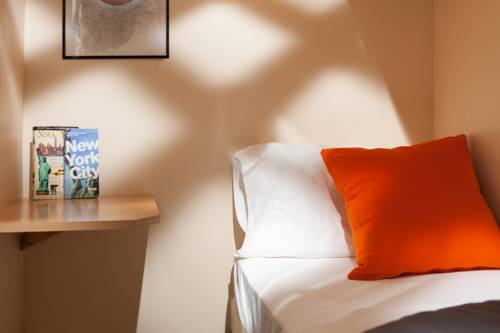 Imagen de la habitación del Hotel Chelsea Cabins. Foto 2