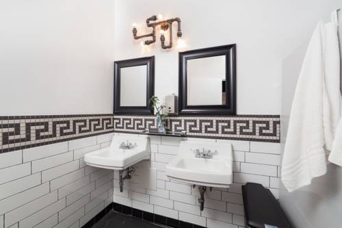 Imagen de los interiores del Hotel Chelsea Cabins. Foto 6