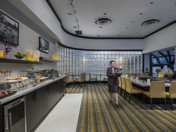 Imagen del bar/restaurante del Hotel Chelsea , Toronto. Foto 2