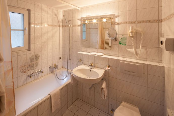 Imagen de la habitación del Hotel Chemin&eacute;e. Foto 20