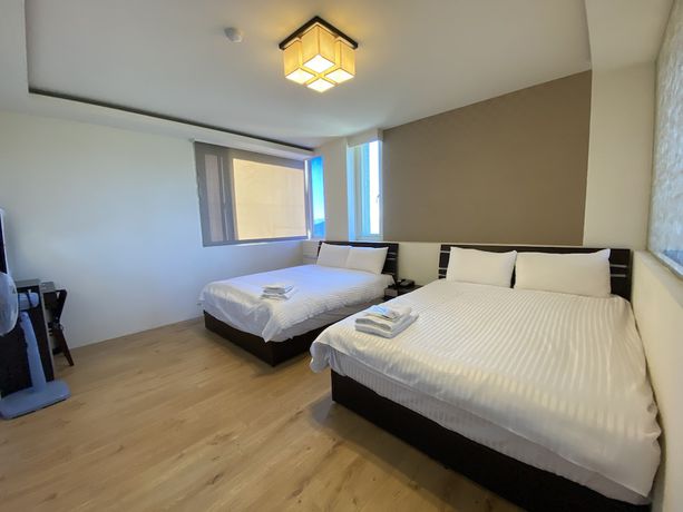 Imagen de la habitación del Hotel Chen Yi. Foto 9