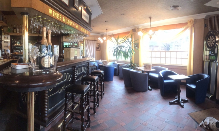 Imagen de los interiores del Hotel Chenal. Foto 12