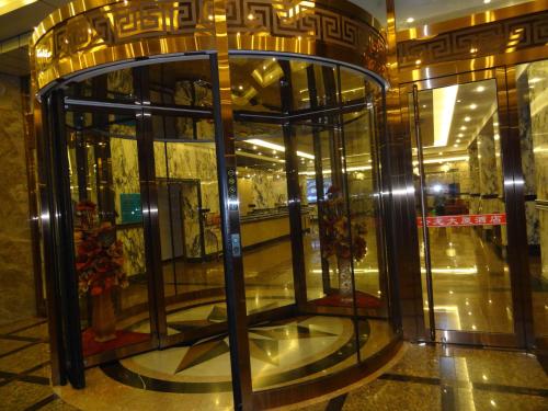 Imagen general del Hotel Chengde Huilong Tower. Foto 3