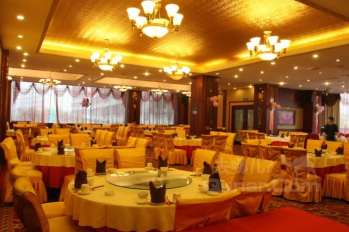 Imagen del bar/restaurante del Hotel Chengdu Tianfu Pretty. Foto 4