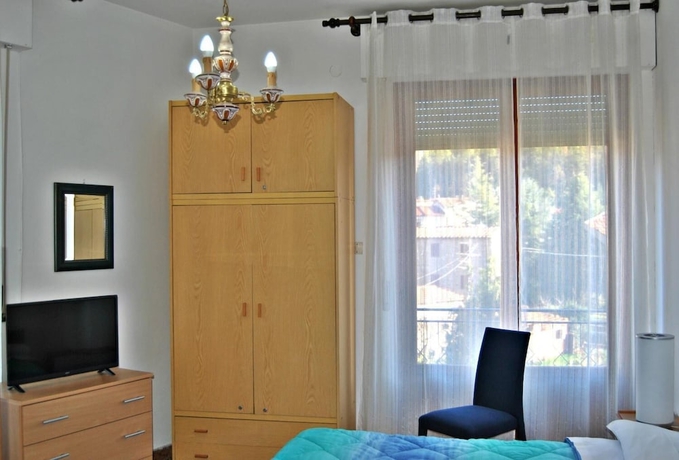 Imagen de la habitación del Hotel Chenno. Foto 5