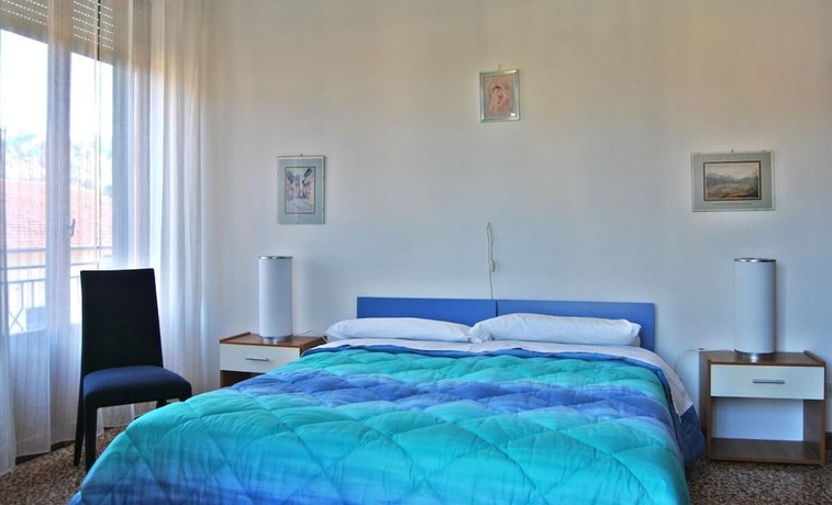Imagen de la habitación del Hotel Chenno. Foto 6