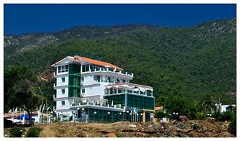 Imagen general del Hotel Chenoua. Foto 1