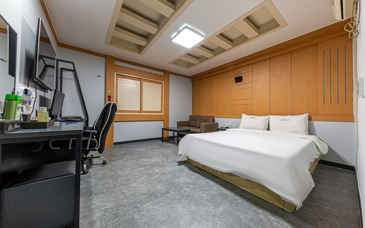 Imagen de la habitación del Hotel Cheonan Adonis. Foto 24