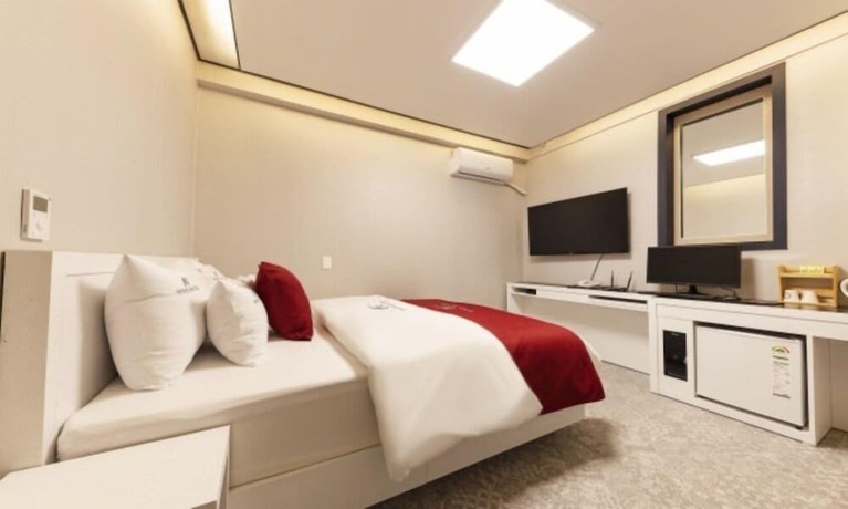 Imagen de la habitación del Hotel Cheonan Aone. Foto 5
