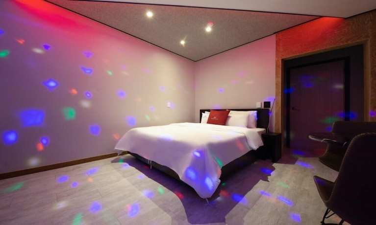 Imagen de la habitación del Hotel Cheonan Aone. Foto 6