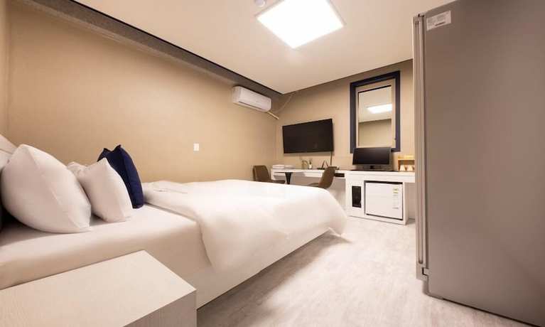 Imagen de la habitación del Hotel Cheonan Aone. Foto 18