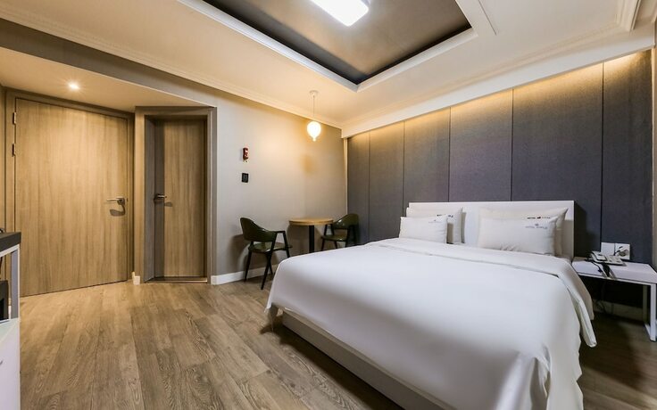 Imagen de la habitación del Hotel Cheonan Apple. Foto 13