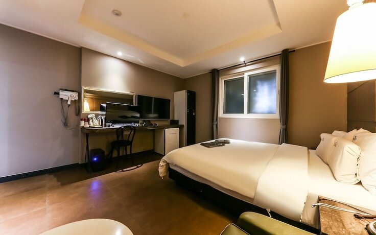 Imagen de la habitación del Hotel Cheonan Belino. Foto 20