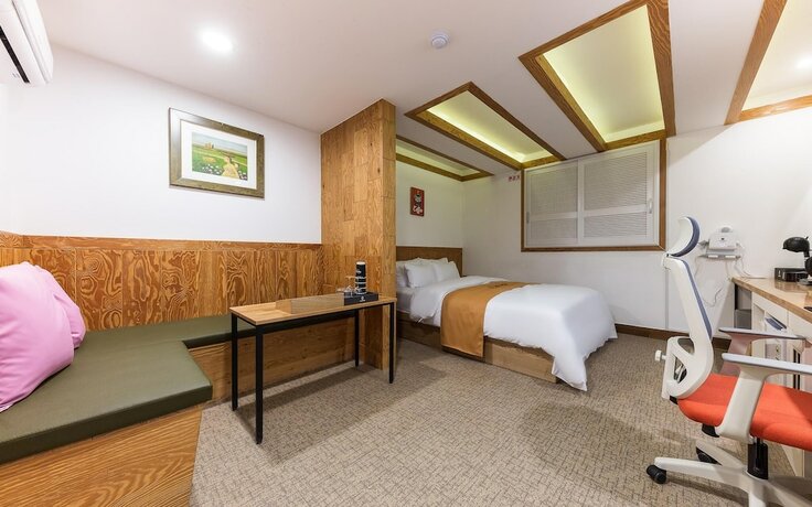 Imagen de la habitación del Hotel Cheonan Cafe. Foto 17