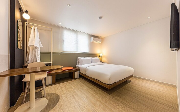 Imagen de la habitación del Hotel Cheonan Camcam. Foto 16