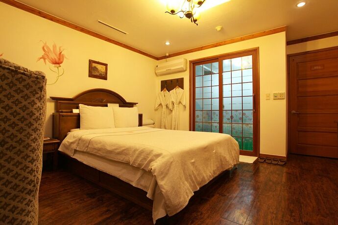 Imagen de la habitación del Hotel Cheonan Cozy Seongjeong. Foto 17