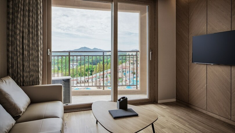 Imagen de la habitación del Hotel Cheonan Daemyung Resort. Foto 35