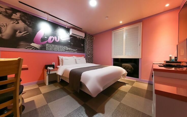 Imagen general del Hotel Cheonan E. Foto 7