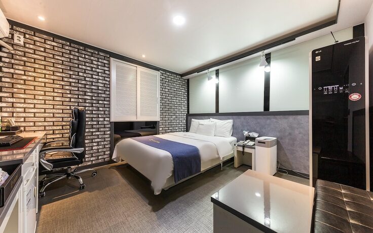 Imagen de la habitación del Hotel Cheonan E. Foto 17