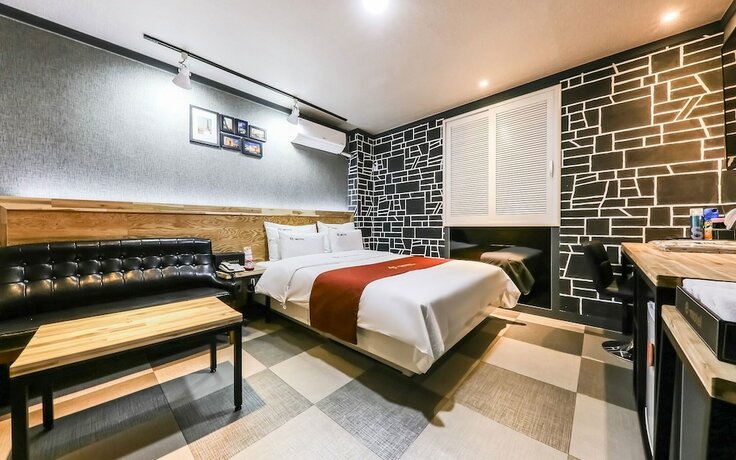 Imagen de la habitación del Hotel Cheonan E. Foto 22